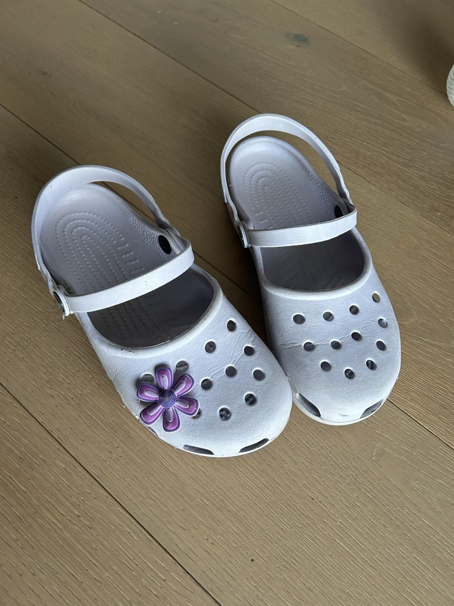 Crocs Herrenschuhe: Crocs 40 – Gebraucht aus Vuadens von MLM01 4