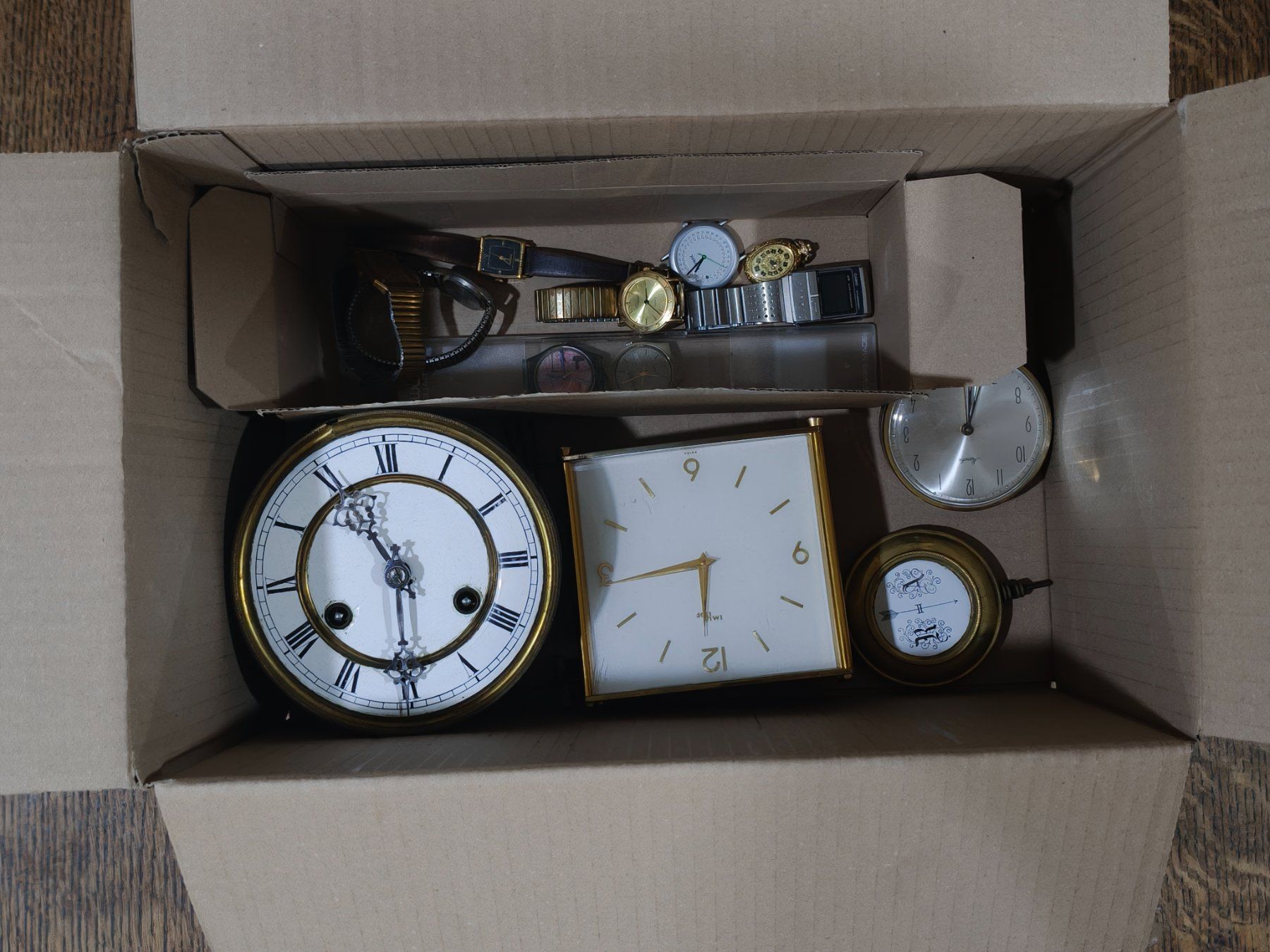 Montres: Ab 1Fr. 6. Lot Uhren urenteile def. – Défectueux à Altstätten SG par CuratedChapter 2