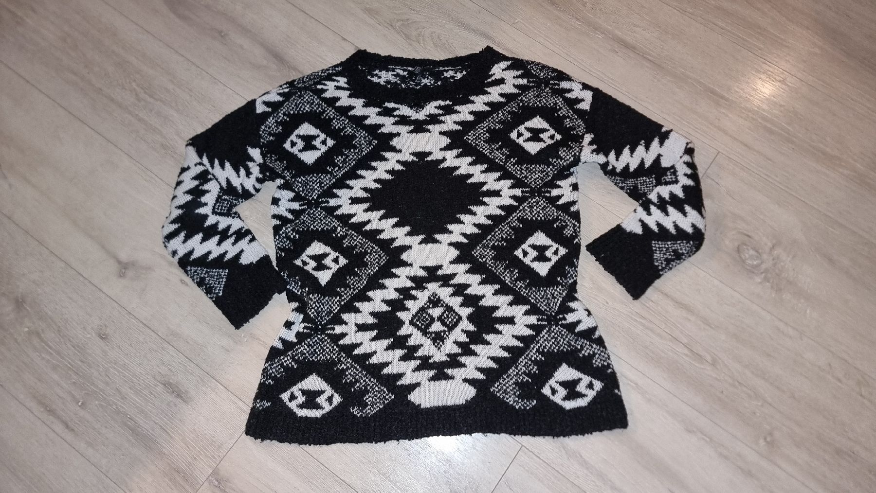 Maglioni & Felpe: Warmer Ruby Tuesday Strickpullover, Gr. M, Schwarz/Weiss – Usato da Wigoltingen venduto da Zuckerfee84 1