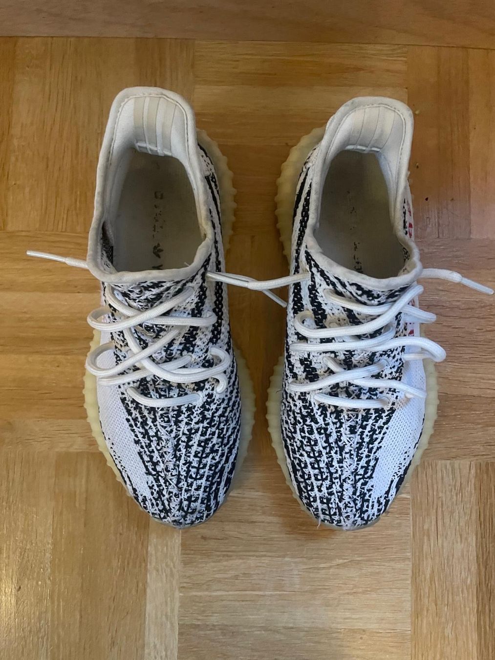 Adidas Scarpe da uomo: Soulier Adidas Yeezy Boost 350 taille 38 – Usato da Fribourg venduto da geolutin 2