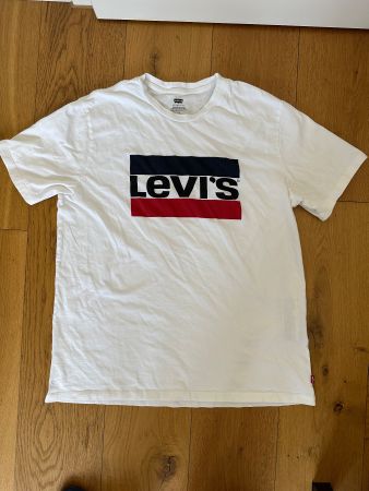 Levi's T-Shirt, weiss mit Logo, Grösse M, Top Zustand!