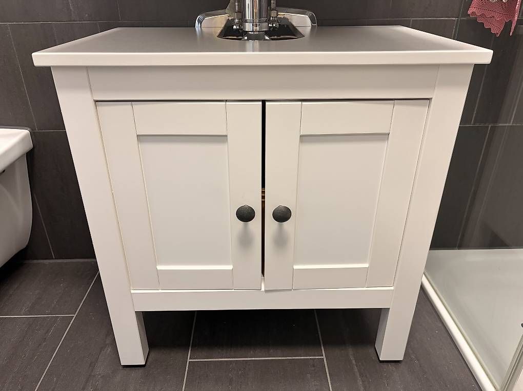 Installations & Meubles: 2x Unter-Lavabo-Möbel – Neuf avec emballage d'origine à Schlieren par fio_7ltb