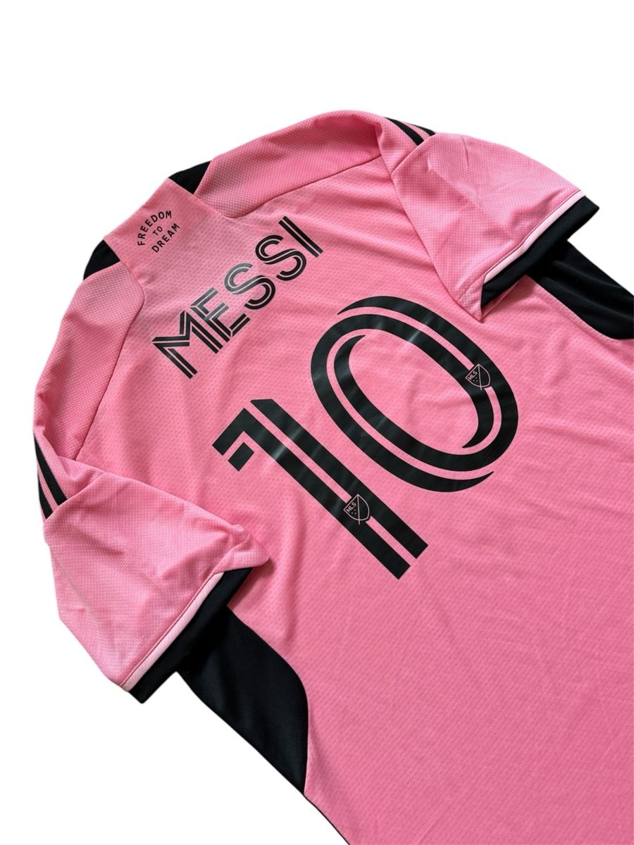 Adidas Canottiere & Pantaloni: Original Inter Miami Authentic Version Trikot 2024/25 Messi – Usato da Homburg venduto da swiss_vintage 1