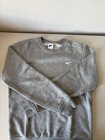 Pull gris Nike