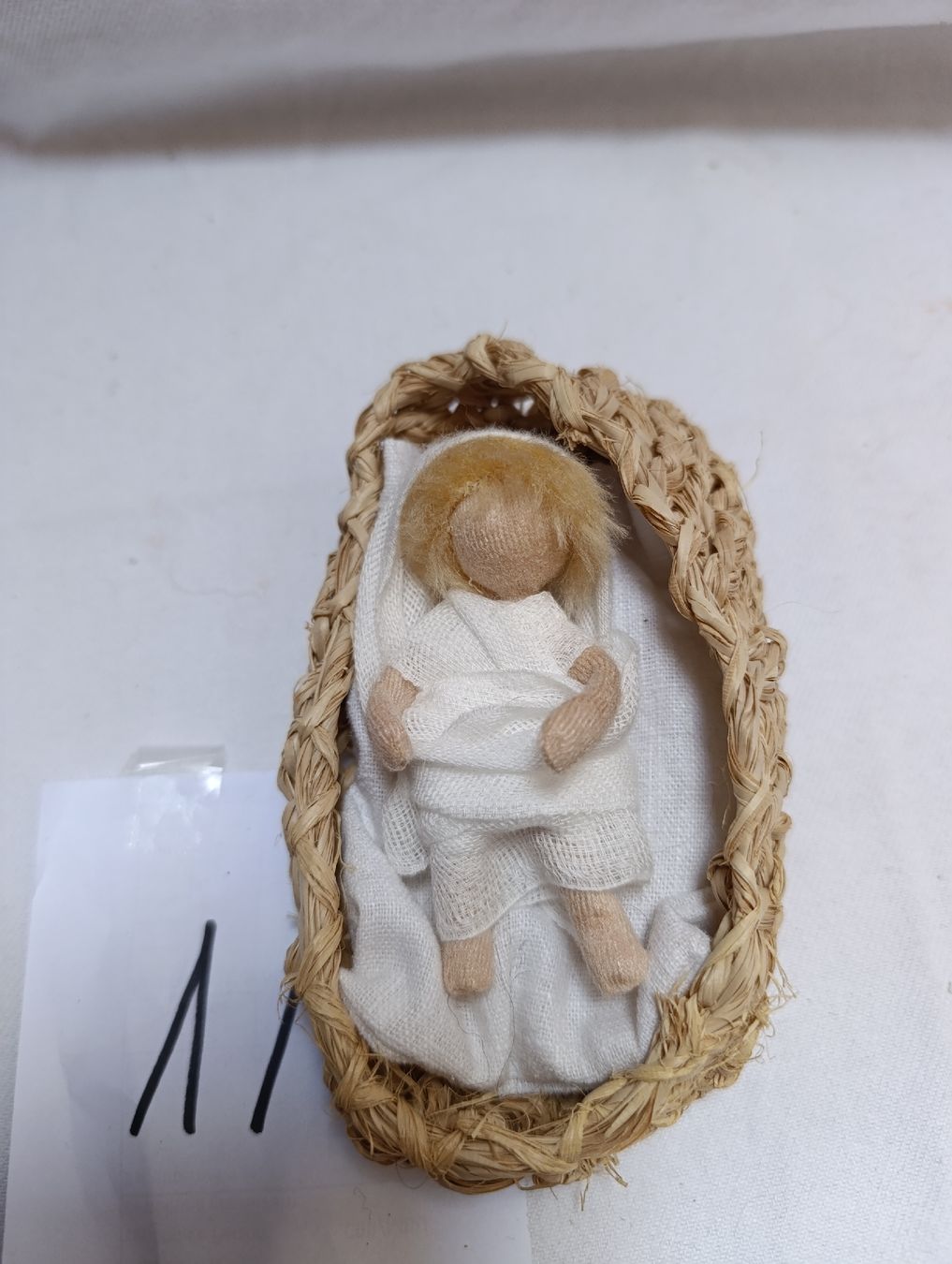 Statuette: Schwarzenberger Krippenfiguen Jesuskind – Usato da Oberarth venduto da sil_9dfs 2