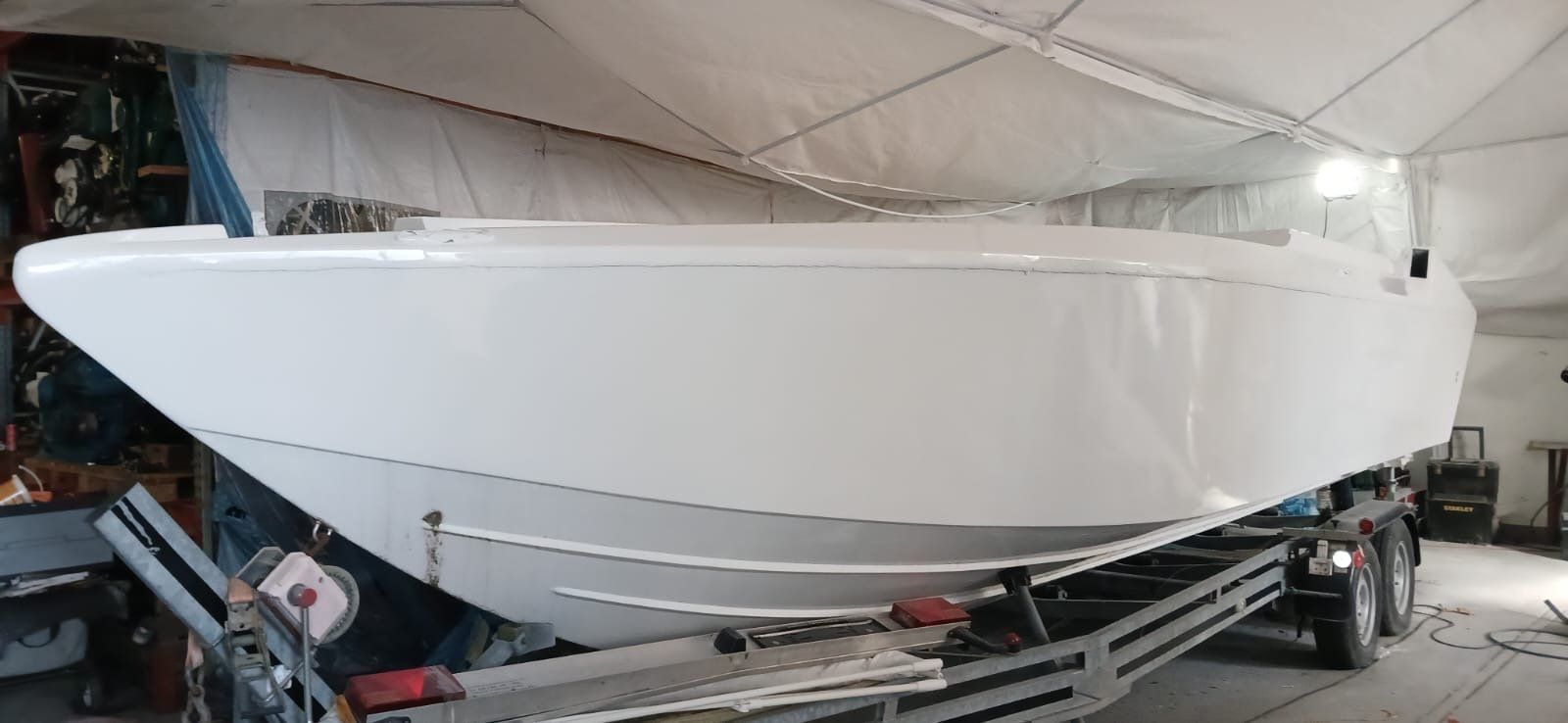 Barche: COUGAR 33 OFFSHORE HISPEED – Usato da Avenches venduto da BOOTTRANSPORTE