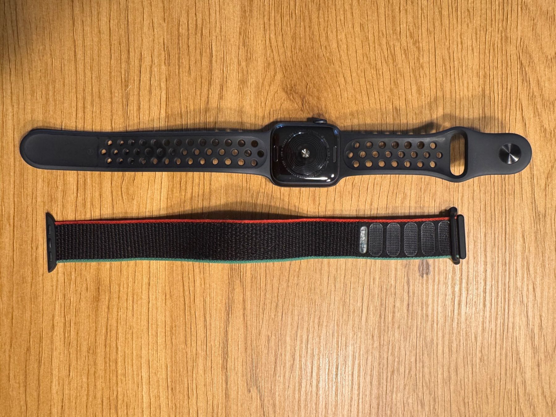 Apple Smartwatch: Apple Watch SE 1 Nike edition – D'occasion à Dietikon par TschanzMatteo 1