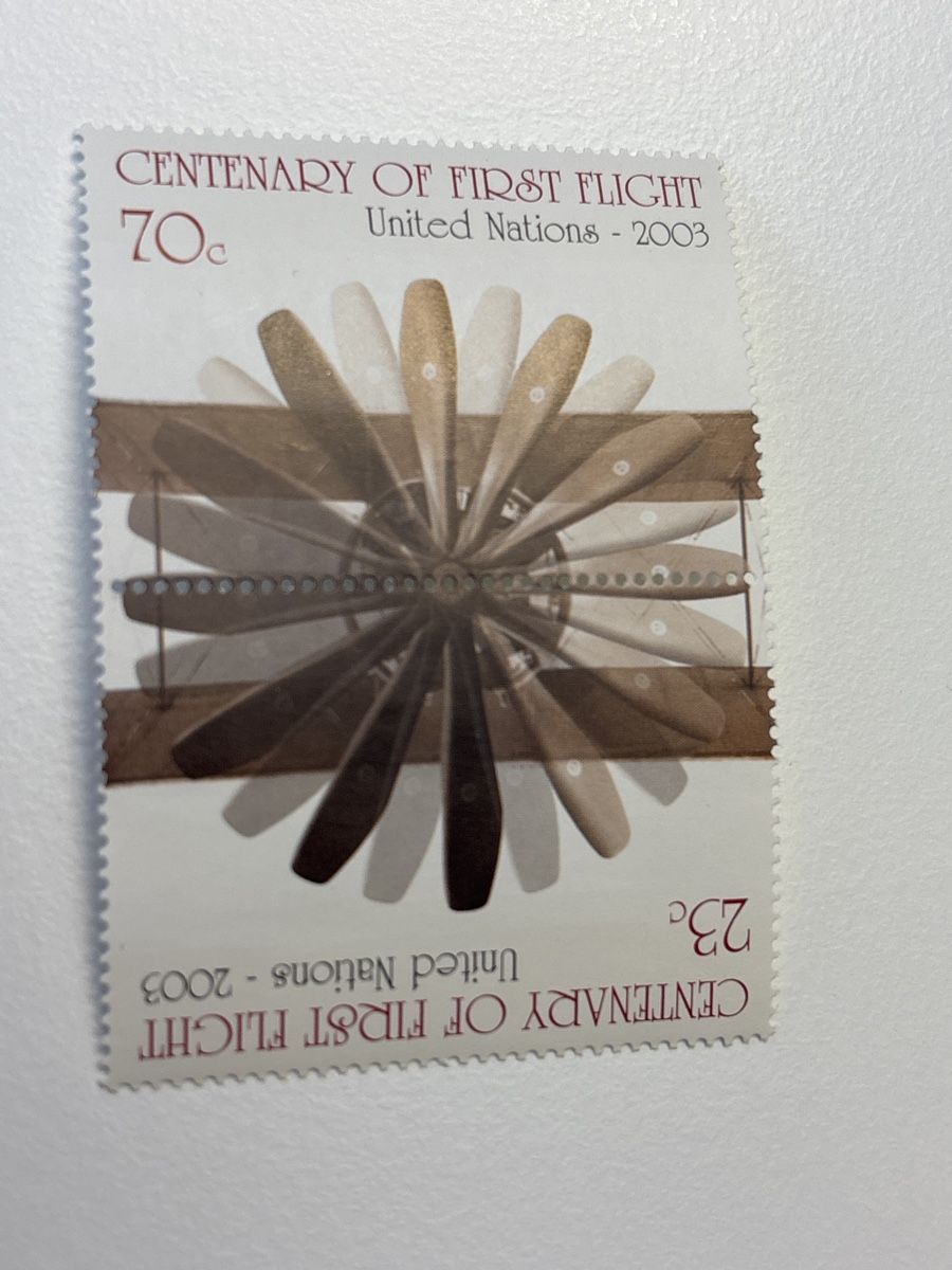 Tutti i francobolli: Alte Briefmarke "Centenary of First Flight" - UN 2003 – Nuovo e nell'imballaggio originale da Zürich venduto da engebrunau