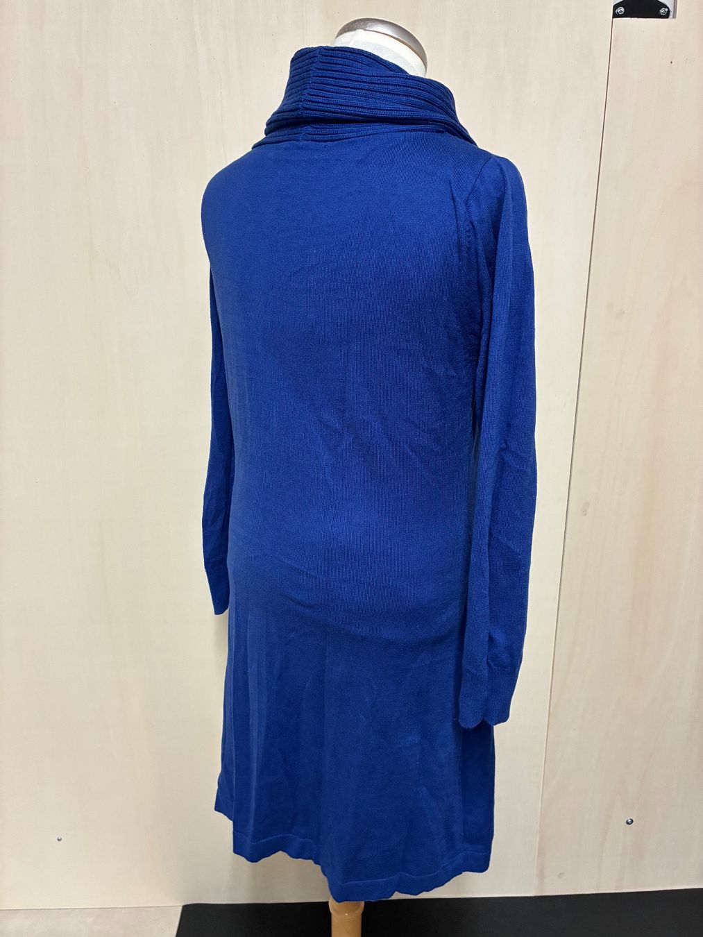 Vestiti: Blaues Pulloverkleid von She in Grösse 42 – Usato da Zürich venduto da van_5xbk 3