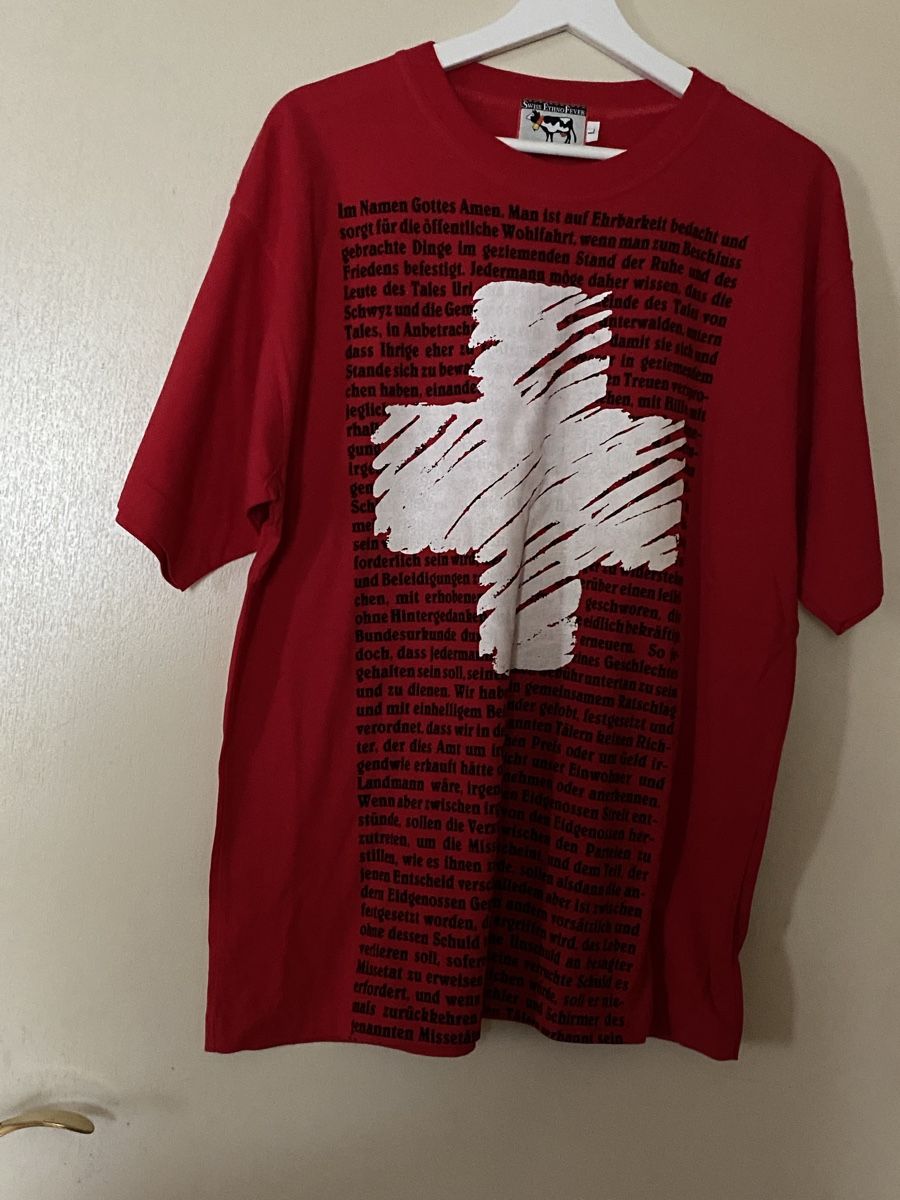 T-shirt: Tshirt – Usato da Gretzenbach venduto da Cantate