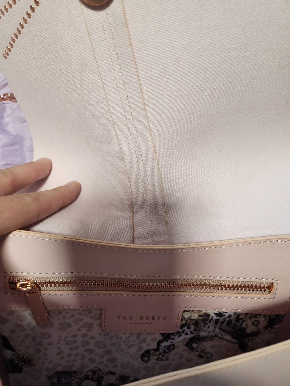 Ted Baker Sacs femmes: Ted Baker Handtasche – Neuf (Voir description) à Kefikon TG par Livline 2