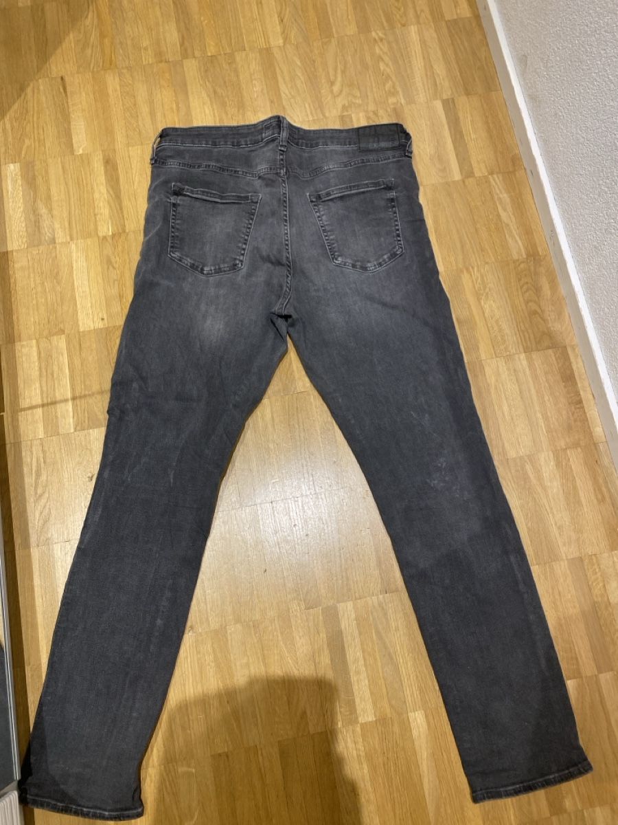 Jeans: Jeans Express Hyper Stretch grau Grösse 34x32 gebraucht – Usato da Zürich venduto da Angela69 6