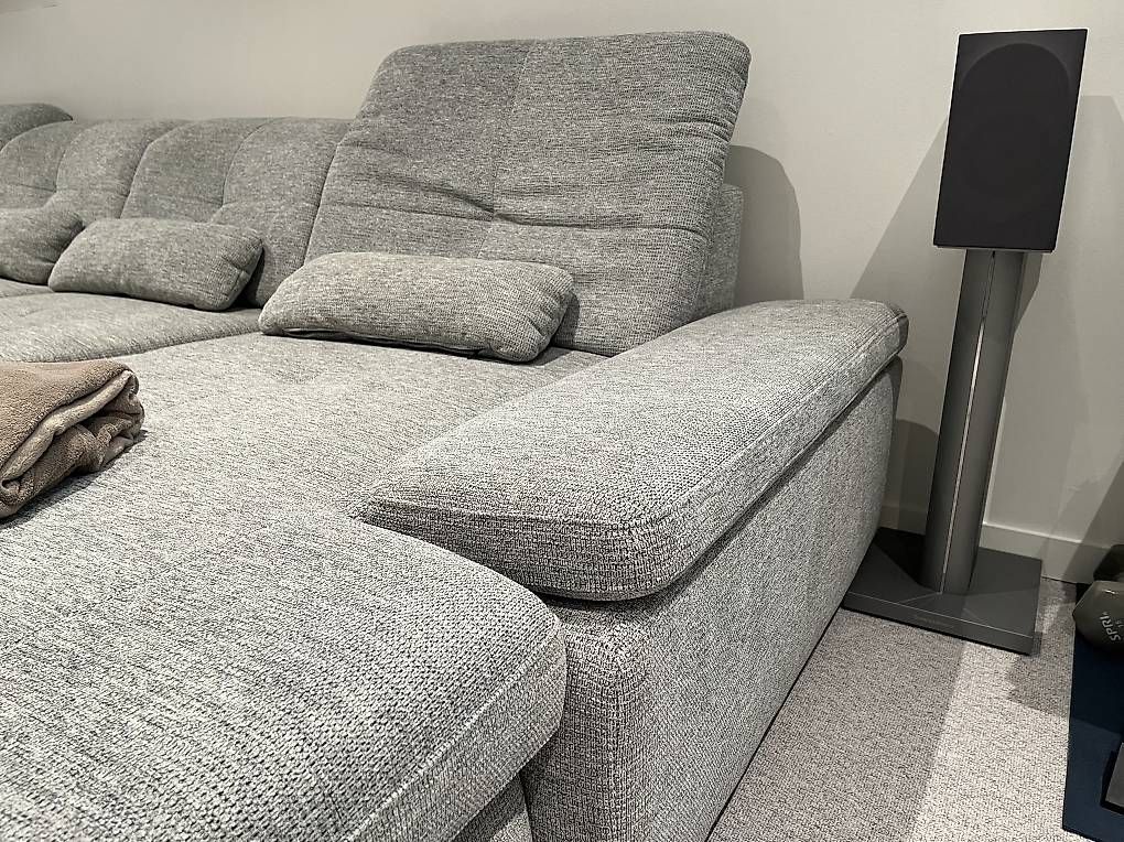Divani: Canapé grand taille  – Usato da Veyrier venduto da jor_sw92 2