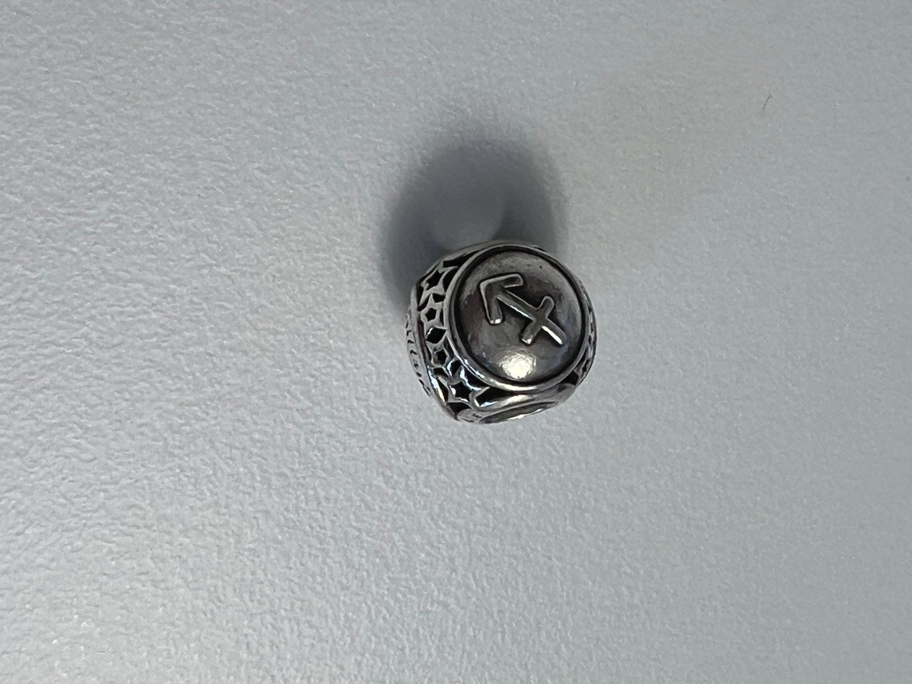 Pandora Ciondoli: PANDORA CHARM STERNZEICHEN SCHÜTZE – Usato da Klosters venduto da jasmin-91 2