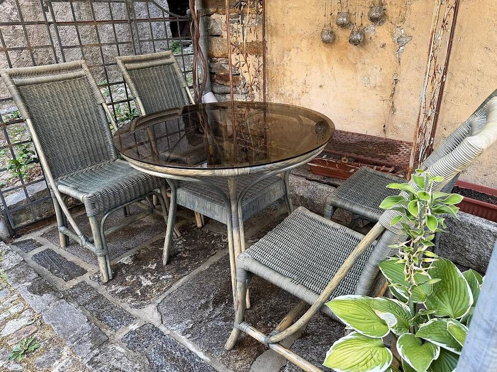 Set de table et chaises: Tavolo e sedie da giardino – D'occasion à Preonzo par Yderf50