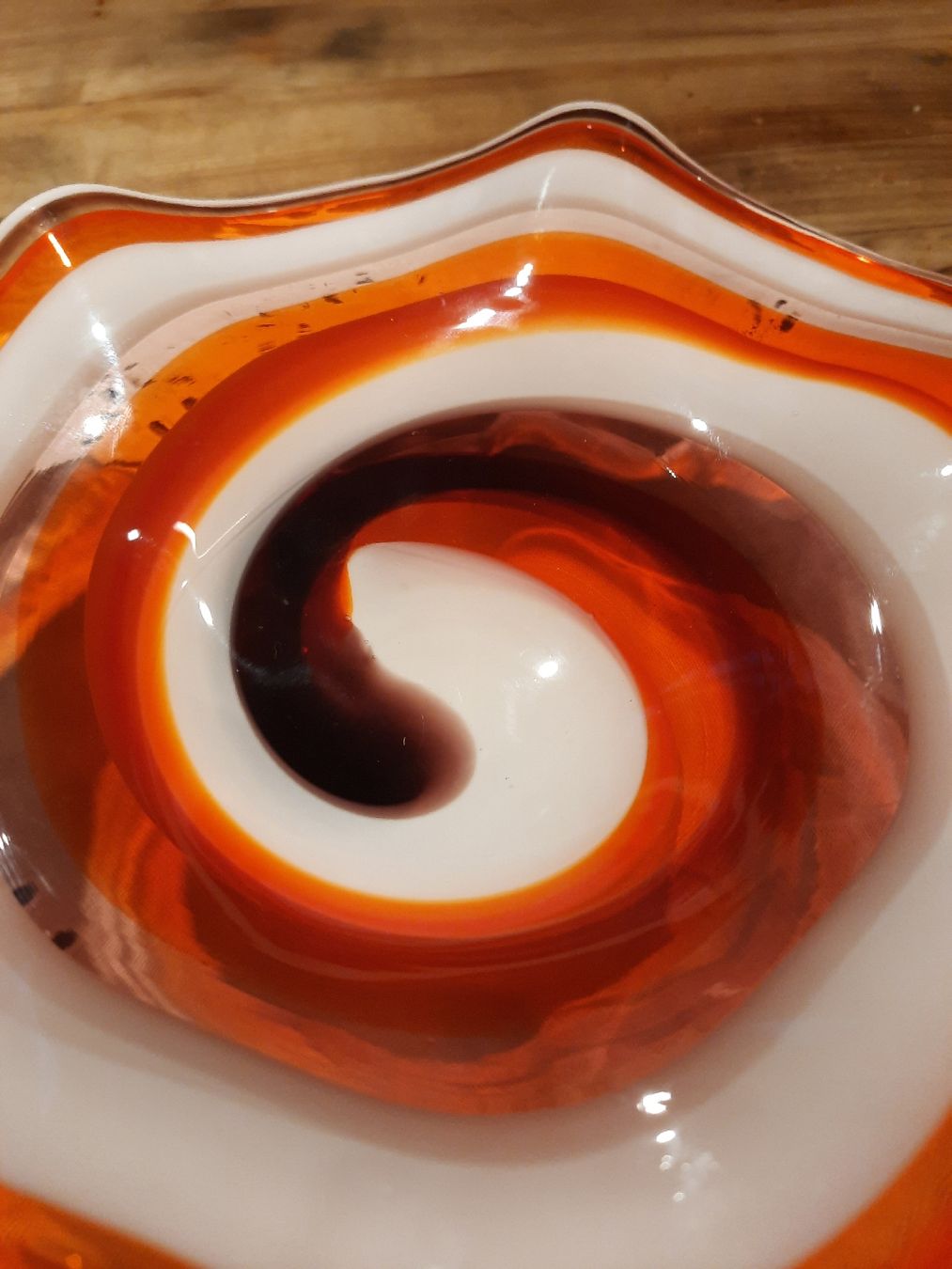Murano Ciotole: wunderschöne, gewellte GLAS-SCHALE MURANO – Usato da Busswil BE venduto da balu37 2