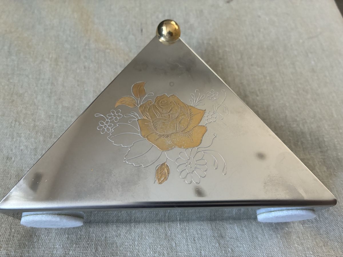 Geschirrsets: Serviettenhalter Metall Rose Gold – Gebraucht aus Novazzano von White71