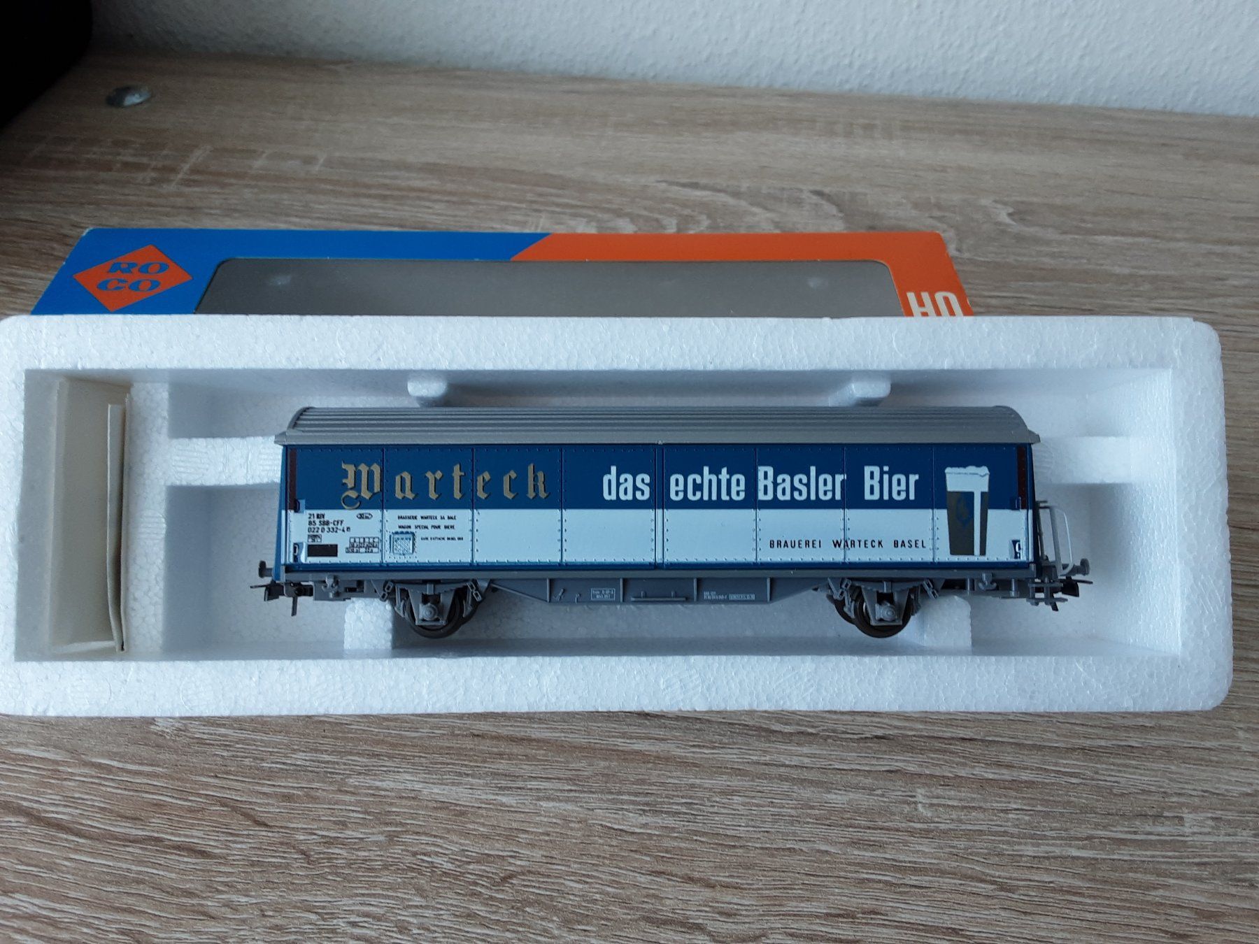Roco Modellini di ferrovie: Roco HO 4340F Warteck das echte Basler Bier SBB Wagon m OVP – Usato da Zürich venduto da Rbaer1 3