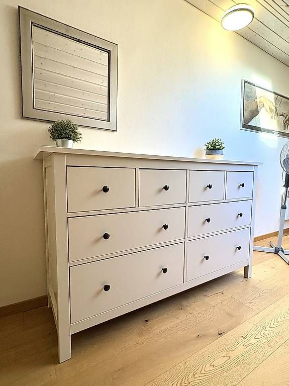 Ikea Cassettiere: Commode IKEA HEMNES, blanc – Usato da Epalinges venduto da mgm_2kmt
