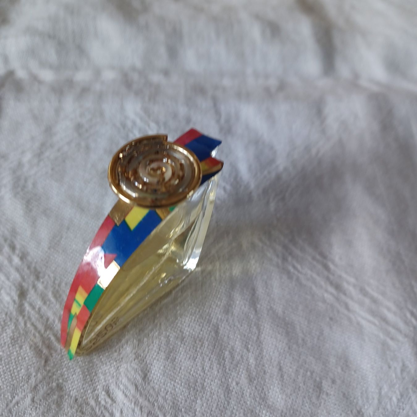 Parfum & Eau de Toilette: Parfüm Miniatur Charles Jourdan – Gebraucht aus Abtwil SG von luupsy