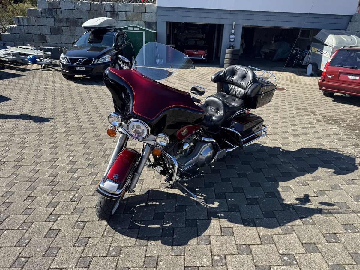 Harley-Davidson Touring: Harley Davidson FLHT 1340 – D'occasion à Seewen SO par Muggi3 3