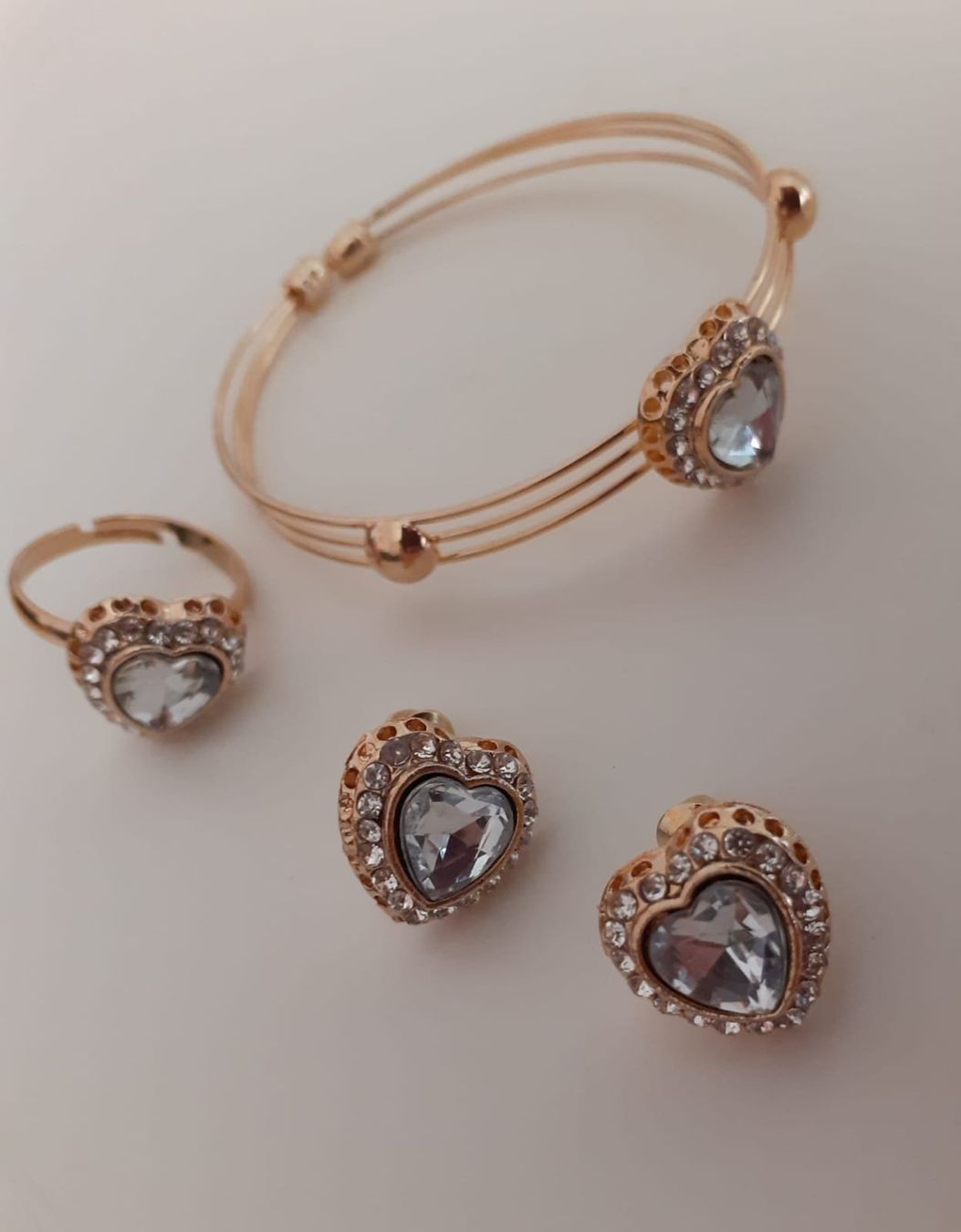 Sonstiger Schmuck: Schmuck Set 4 teilig – Neu und originalverpackt aus Stansstad von kam_5wgj 1