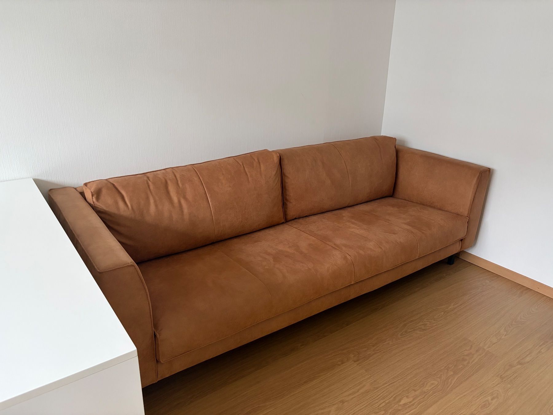 Divani: HET ANKER Piemonte 3-Sitzer Sofa –  Echtes Wildleder – Usato da Zürich venduto da kronos123 1