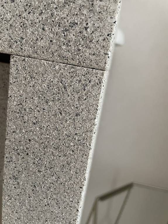Ikea Tavoli da trucco: Ikea Schminktisch Stein Optik – Usato da Islikon venduto da l.ina3 3