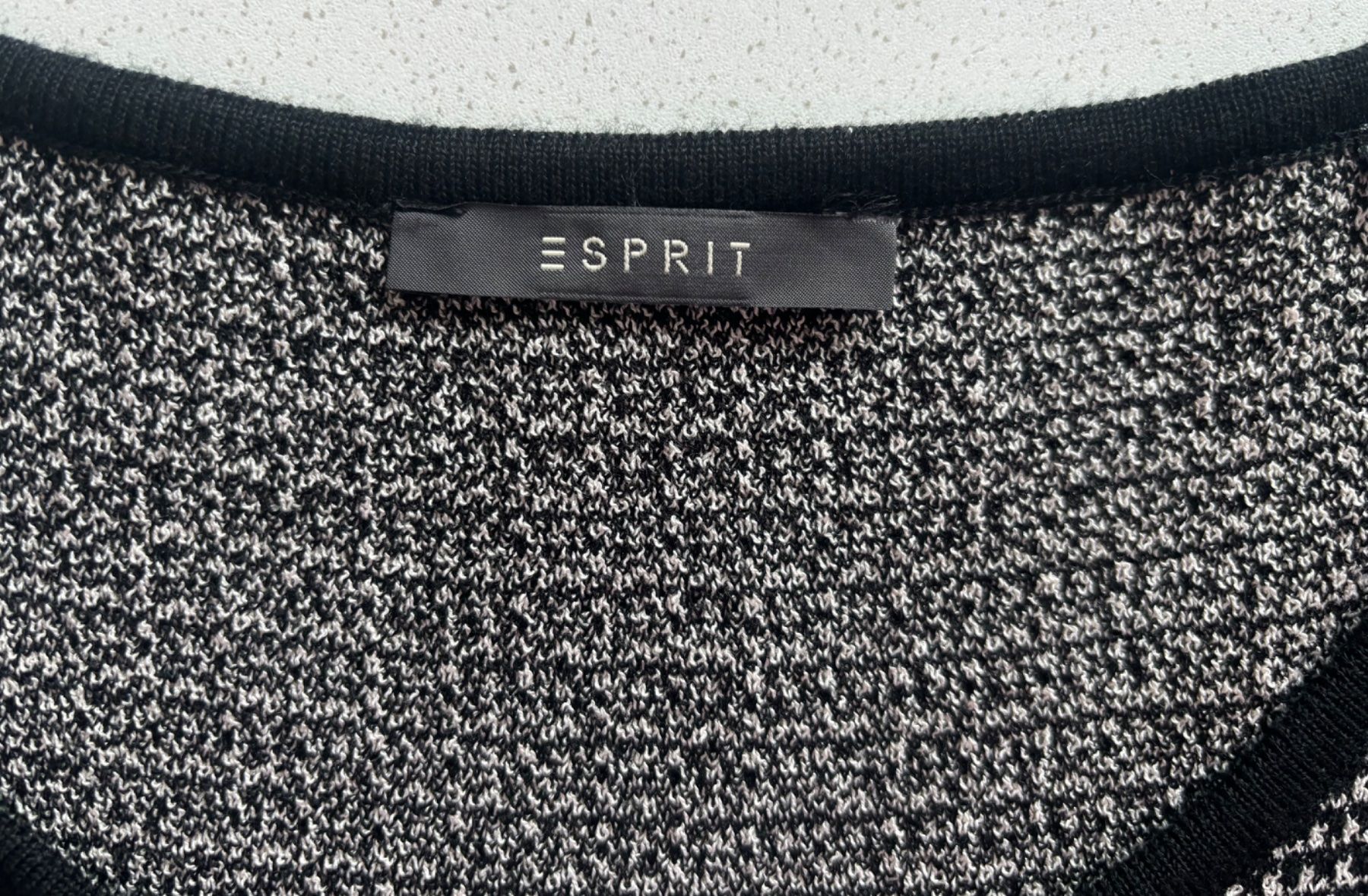 Esprit Vestiti: Langarm Kleid von ESPRIT – Usato da Zürich venduto da Tzhkely24 2