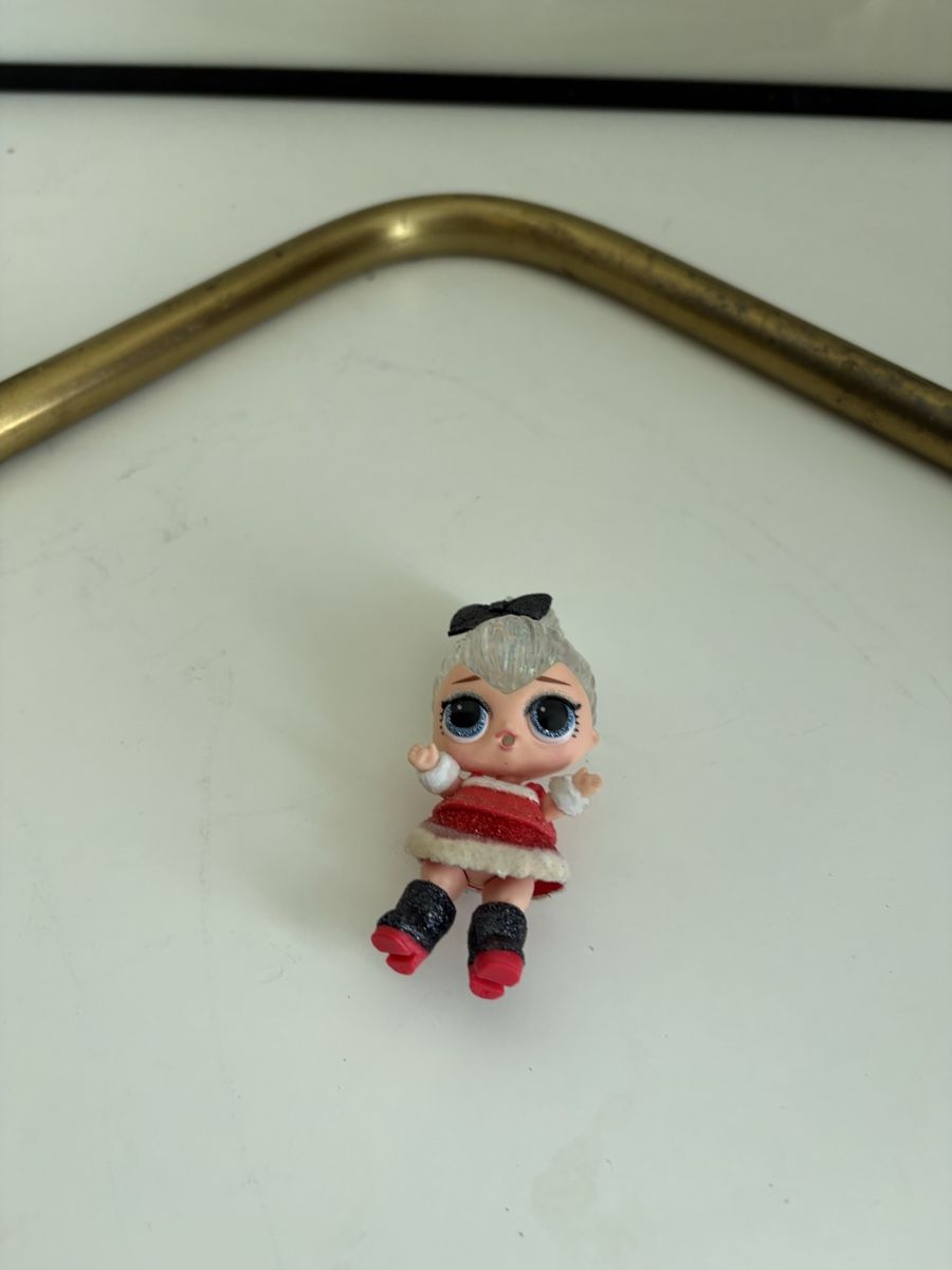 MGA Puppen: Mini Poupée LOL Surprise  – Gebraucht aus Neuchâtel von sharposneaks 1