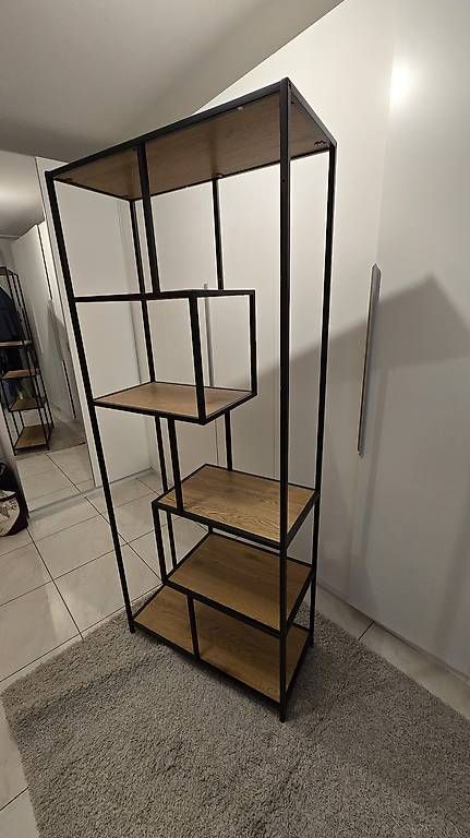 Scaffali: BÜCHERREGAL / Raumteiler – Usato da Nürensdorf venduto da Padde69
