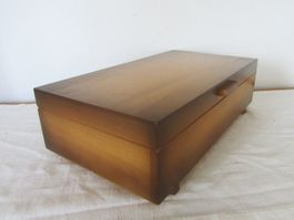 Holzschatulle/Nähkasten gebraucht guter Zustand