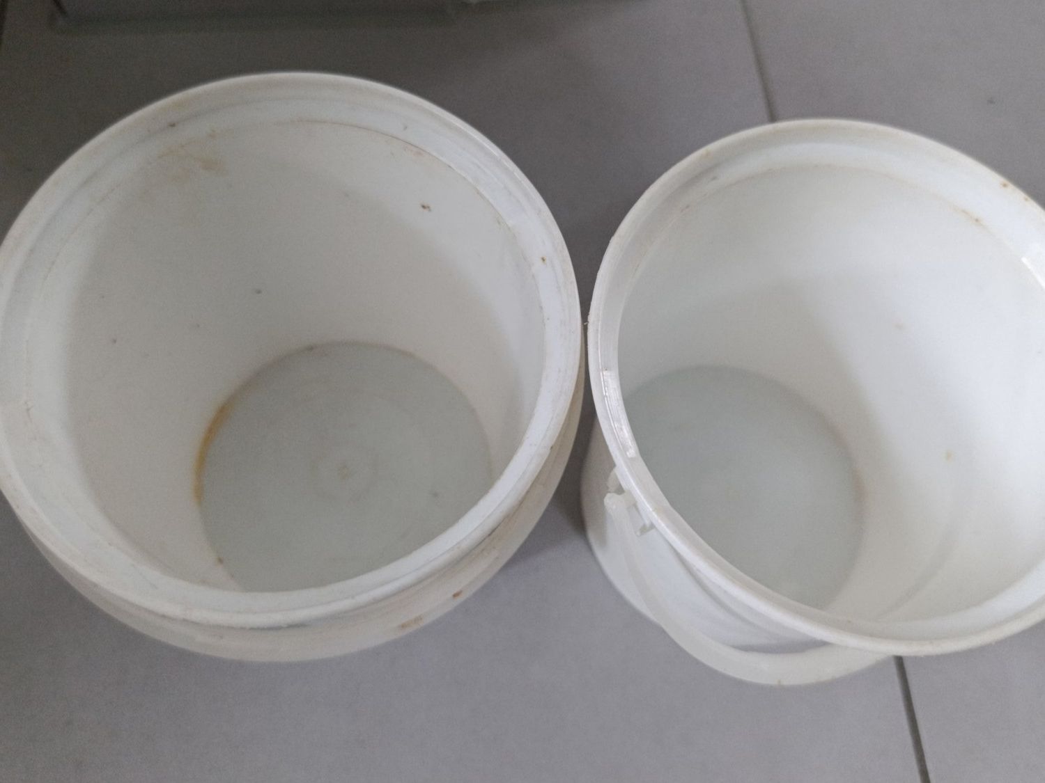 Alveari: Futterkessel für Bienen, 0.7 l – Usato da Olten venduto da Astrith 3
