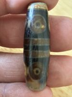 Tibet Népal Himalaya agate dzi amulette protection