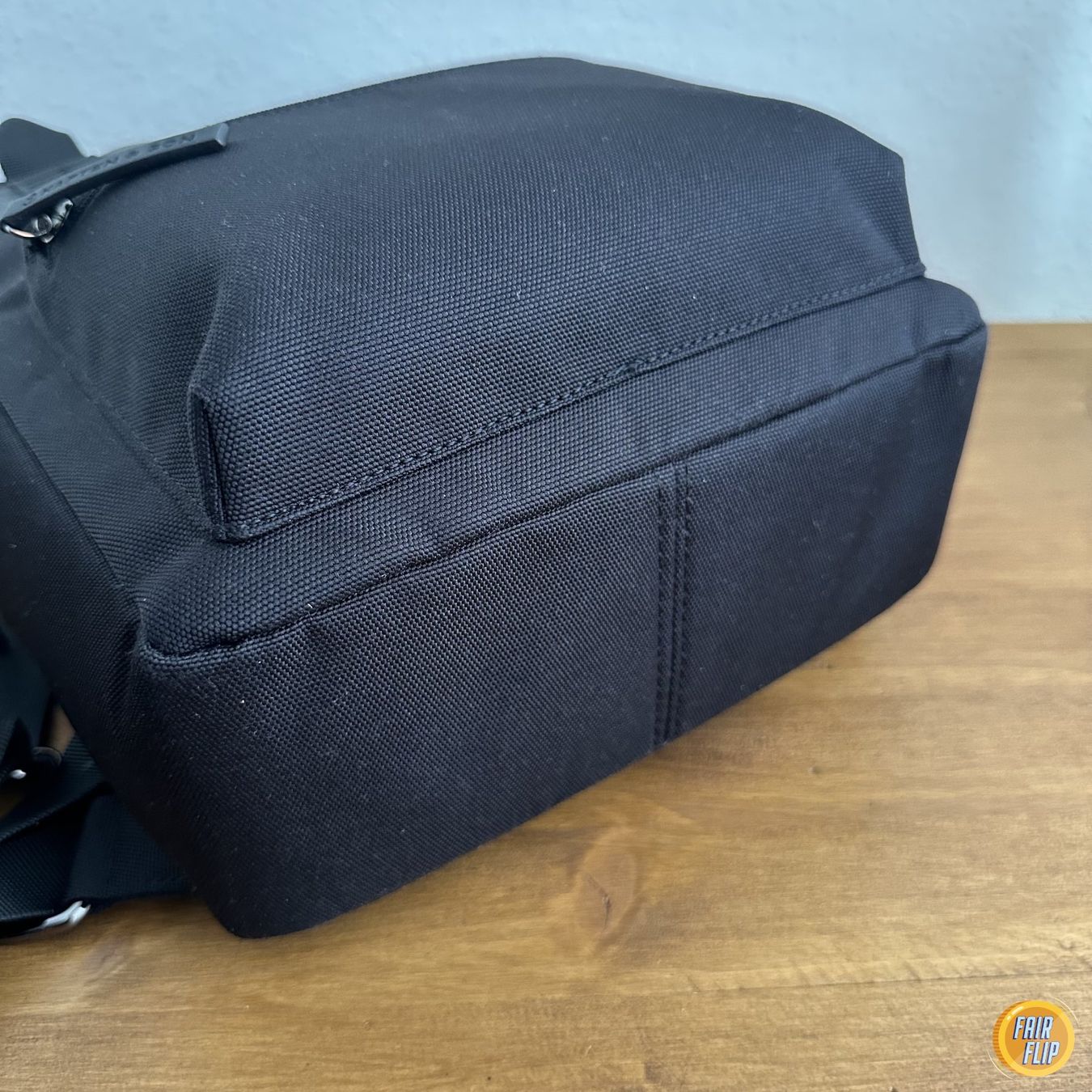 Kapten & Son Zaini: Kapten & Son Bergen small Rucksack Schwarz – Usato da Luzern venduto da fairflip 4