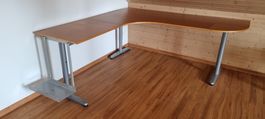 Grosser, robuster Eckschreibtisch Bürotisch L-Form