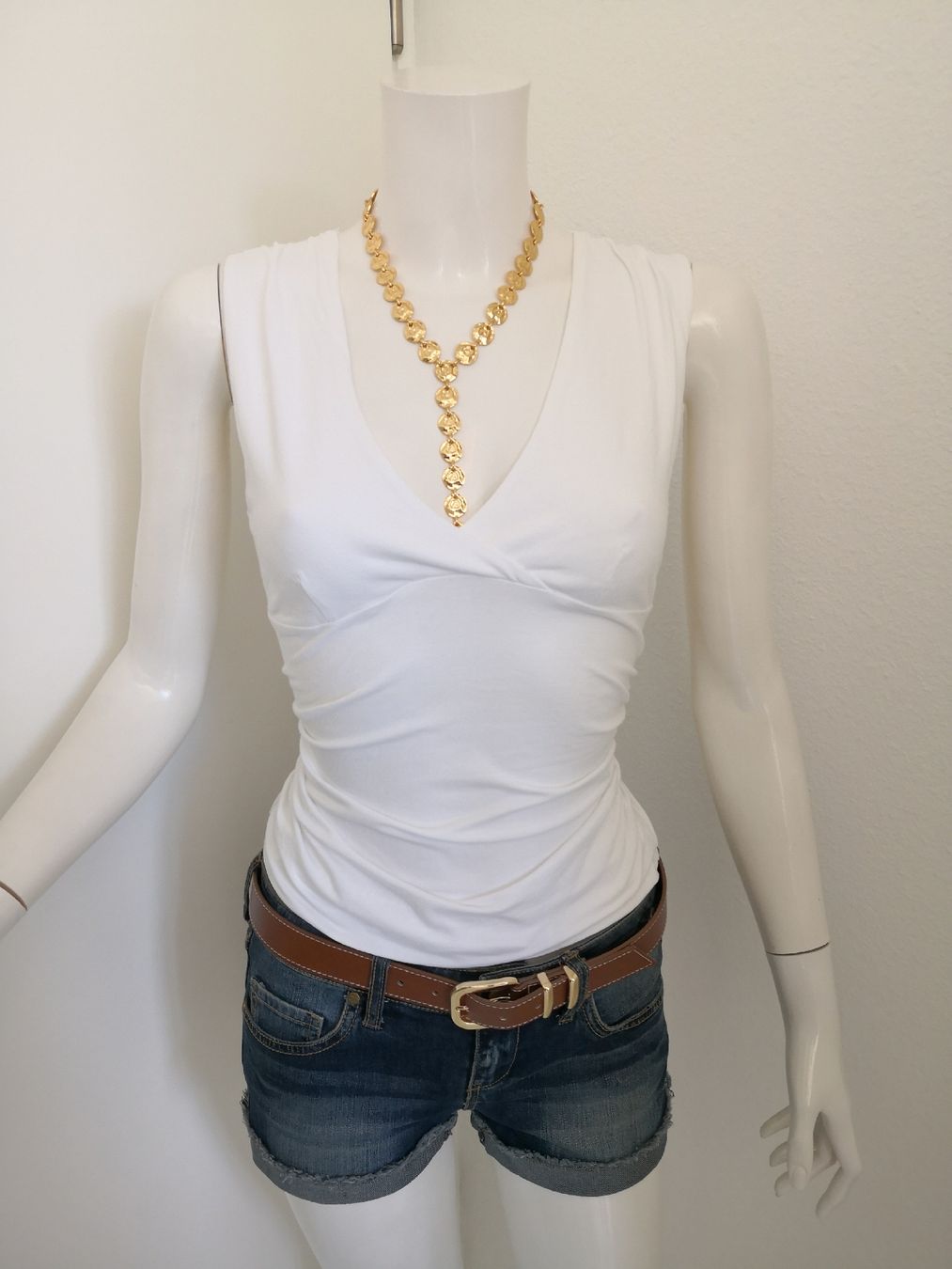 Mango Top: 🤩MANGO TOP WEISS – Usato da Olten venduto da Naja-Twins-Twins 3