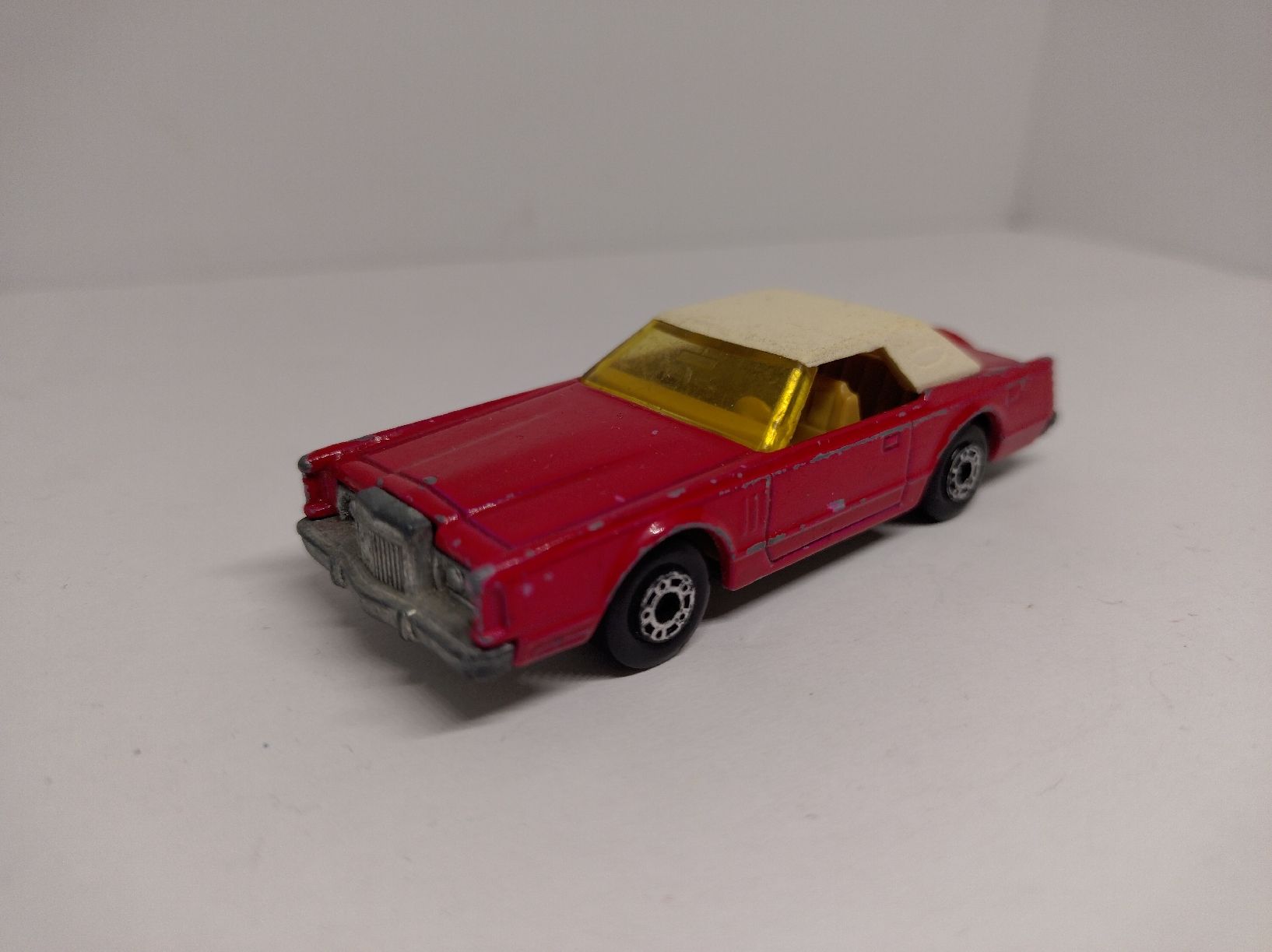 Matchbox Modellini d'auto: Matchbox, Lincoln Continental – Usato da La Chaux-de-Fonds venduto da Pierrot8404