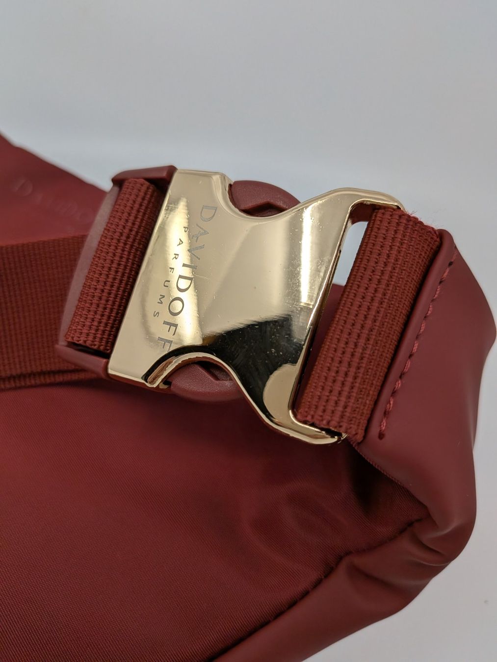 Taschen: Davidoff Parfums Bauchtasche – Gebraucht aus Emmen von magelan 4