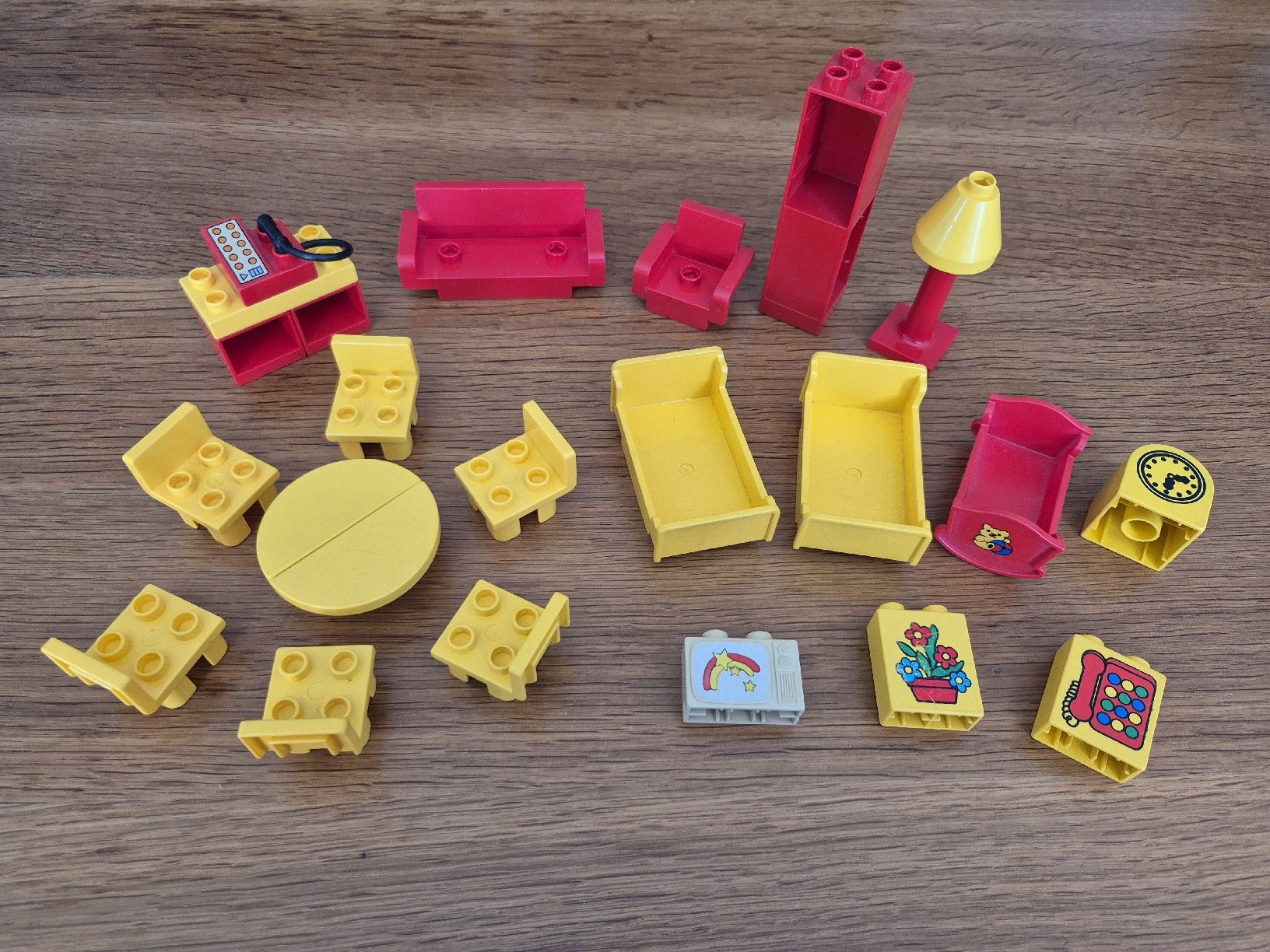 Lego Spielzeuge: Duplo Set Möbel (Y437) – Gebraucht aus Münchwilen TG von VT-Trader