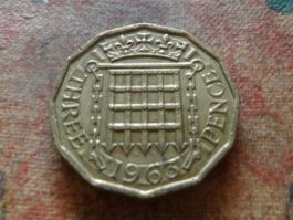 ROYAUME-UNI  Three Pence  1963  (g-b)