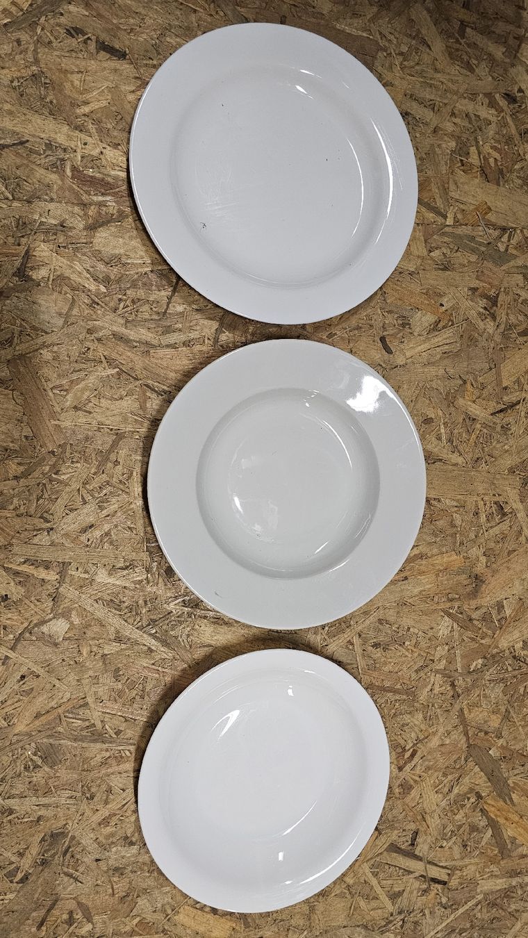 Teller: Assiettes divers tailles – Gebraucht aus Fribourg von Lagence_ENJOY 1