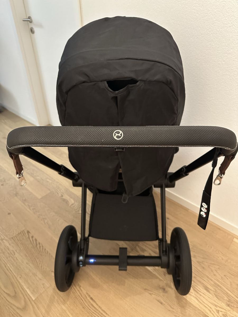 Cybex Carrozzine: Poussette cybex Platinium e-Priam black Matt – Nuovo (secondo la descrizione) da Pampigny venduto da gab_8v6c 5