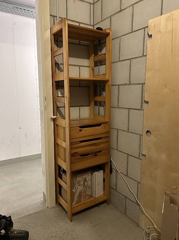 Scaffali: Holzgestell-Kombination – Usato da Wabern venduto da sinibini