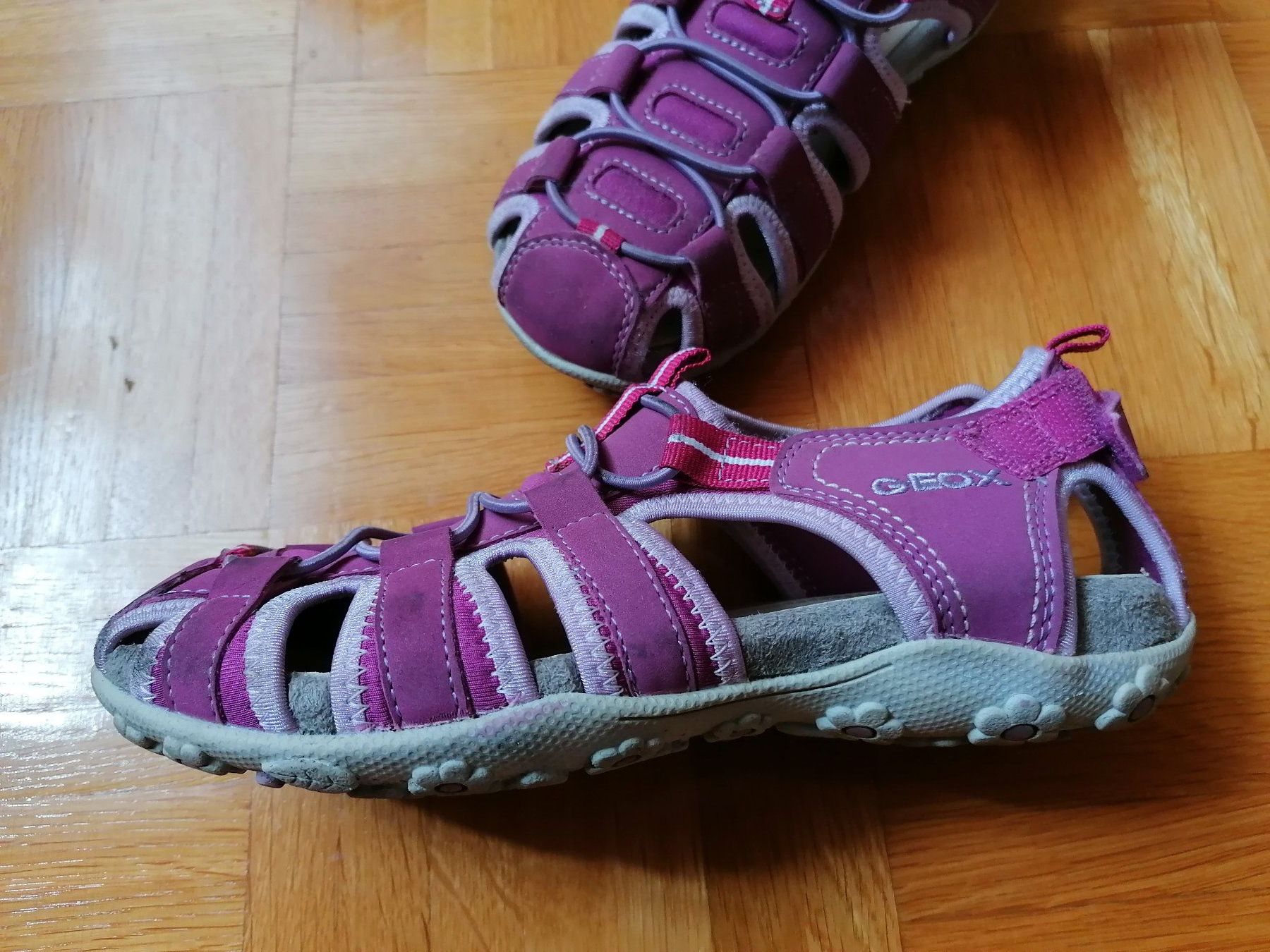 Geox Scarpe per ragazze: Sandalen Geox - 36 – Usato da Oeschgen venduto da Minty 1