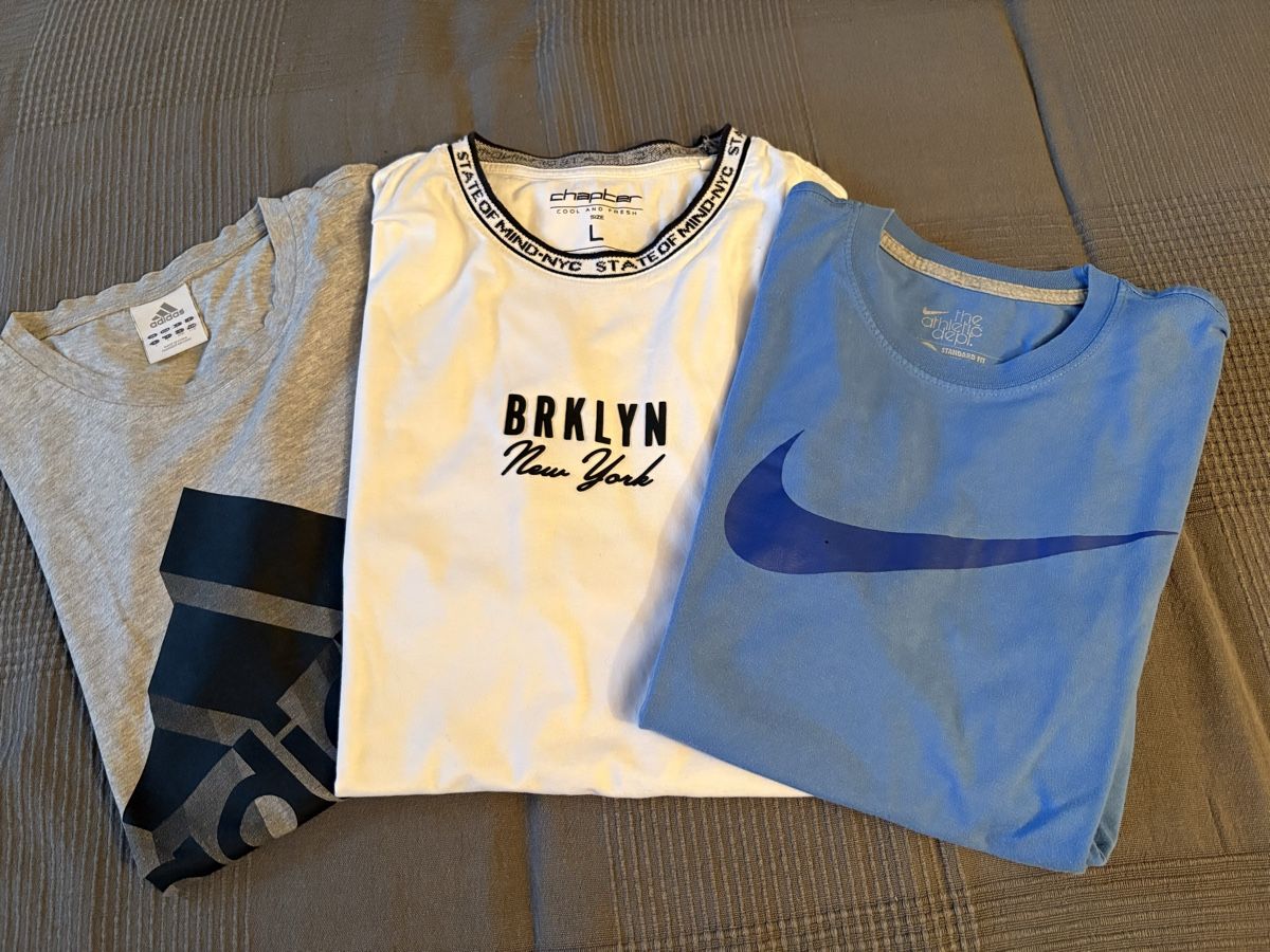 T-shirt: T-Shirts, 3 Stk., Gr.L – Usato da Therwil venduto da Blume814