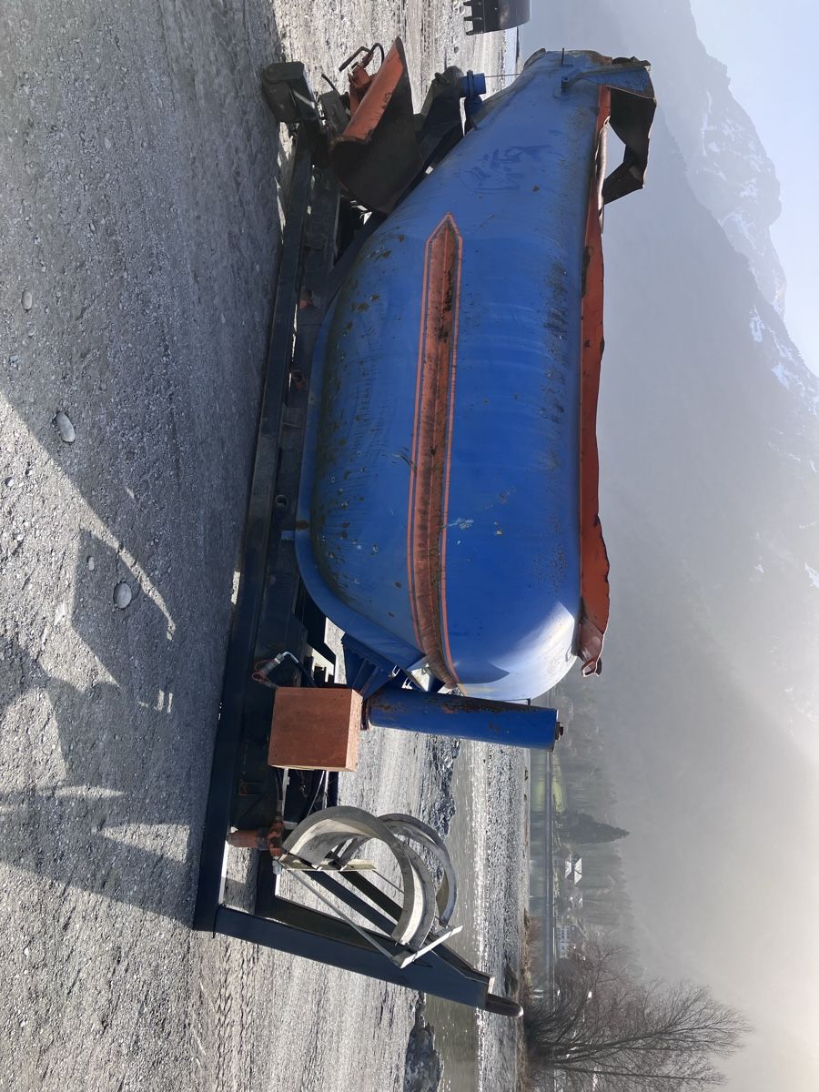 Tutte le macchine: Silo für Hackengerät – Usato da Grindelwald venduto da AdBaKn 2