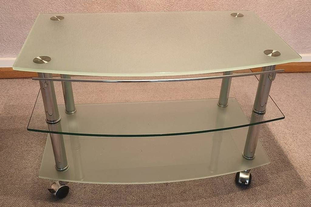 Mobili TV: Fernsehmöbel Glas – Usato da Sissach venduto da Simili2 2