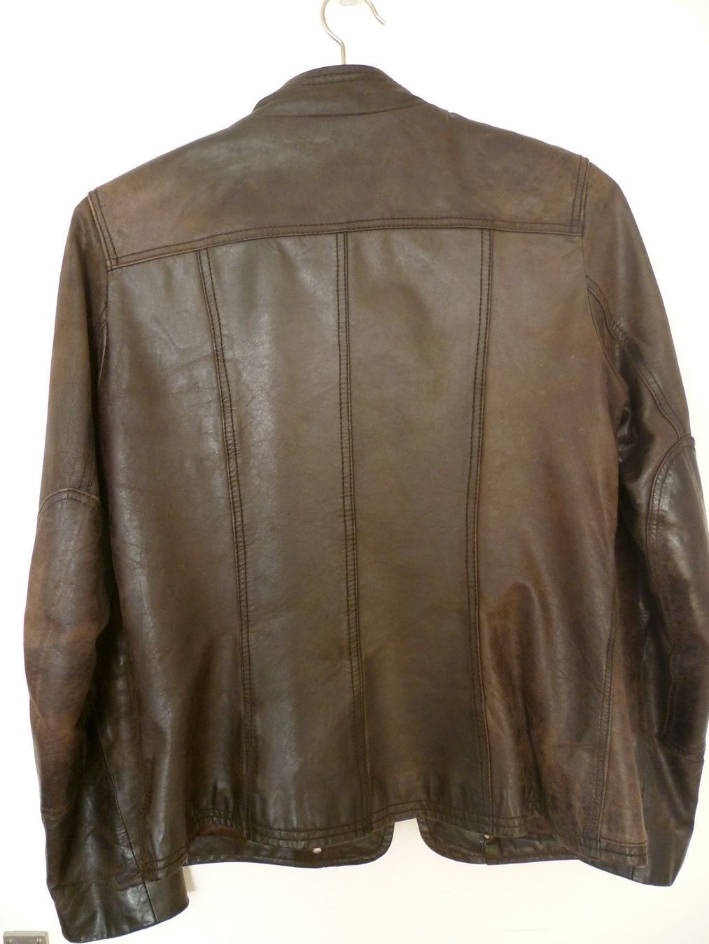 Vestes: Damen Echtlederjacke Grösse 38 – D'occasion à Thalwil par ansae17 1