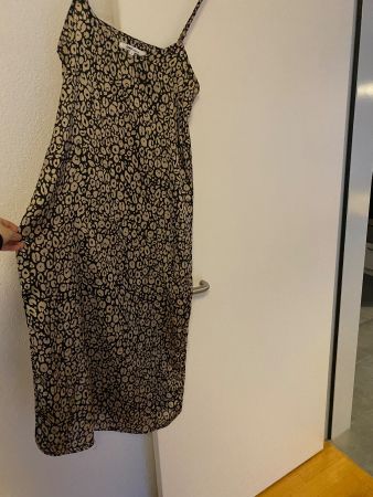 Langes Sommerkleid Leopard (Seidenimitat)